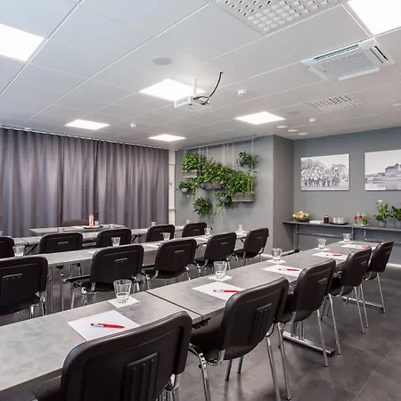 原创索克斯酒店瓦库娜花门琳娜 4* 海门林纳