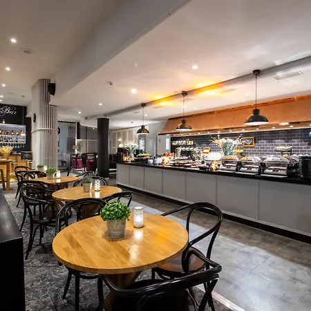 酒店 原创索克斯酒店瓦库娜花门琳娜 4*